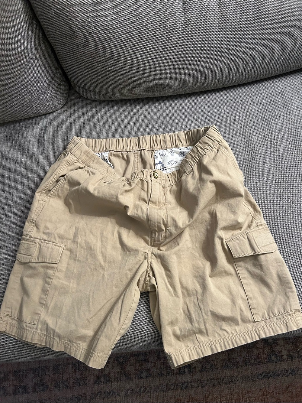 Tommy Bahama Beige Cargo Shorts with Elastic Waist